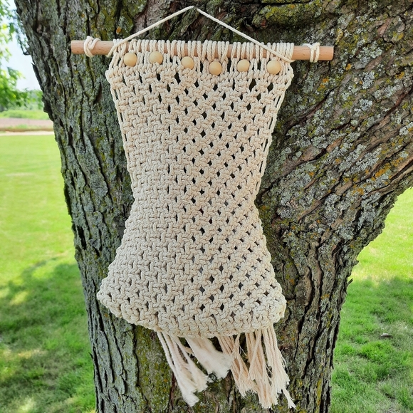 Cream Macrame Woven Wood Bead Fringe Tassles Wall Hanging Pocket Storage - Picture 10 of 10